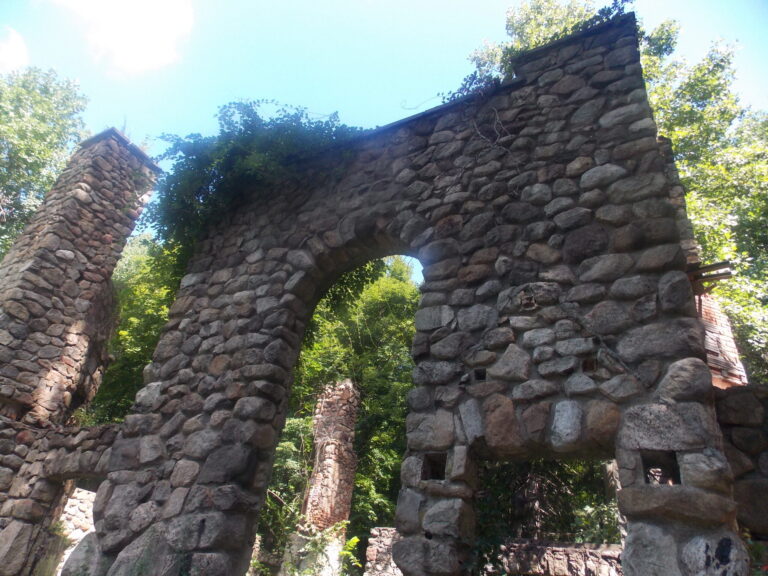 Ruins of the Cornish Estate Ruins of the Cornish Estate