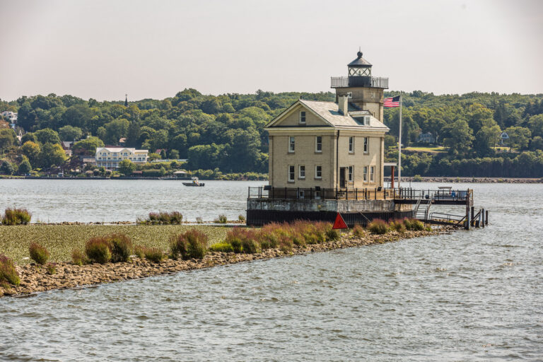 Rondout Lighthouse on the Hudson River Rondout Lighthouse on the Hudson River