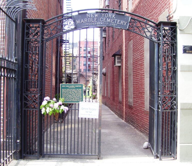 Entrance to New York Marble Cemetery Entrance to New York Marble Cemetery